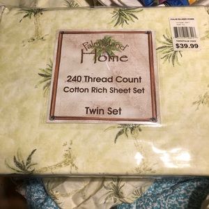 Brand new palm tree sheets twin